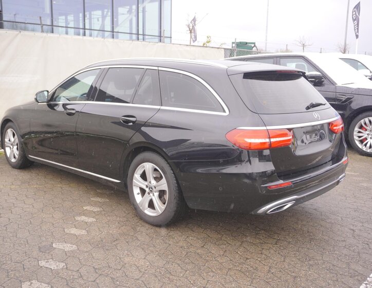 Mercedes-Benz Třídy E Kombi 2,0 l 143 kw