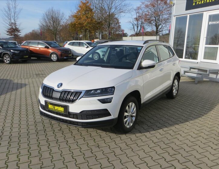 Škoda Karoq SUV / Terénní 1,5 l 110 kw