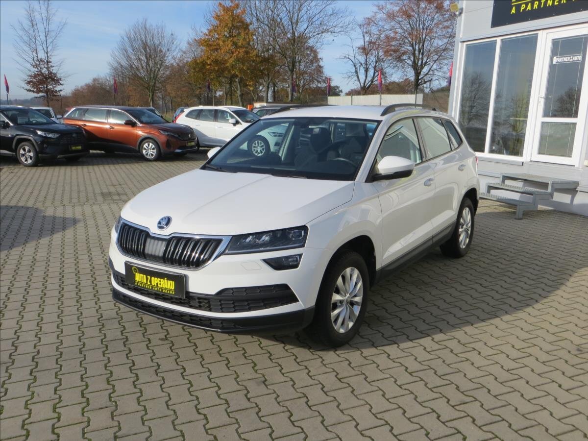 Škoda Karoq SUV / Terénní 1,5 l 110 kw