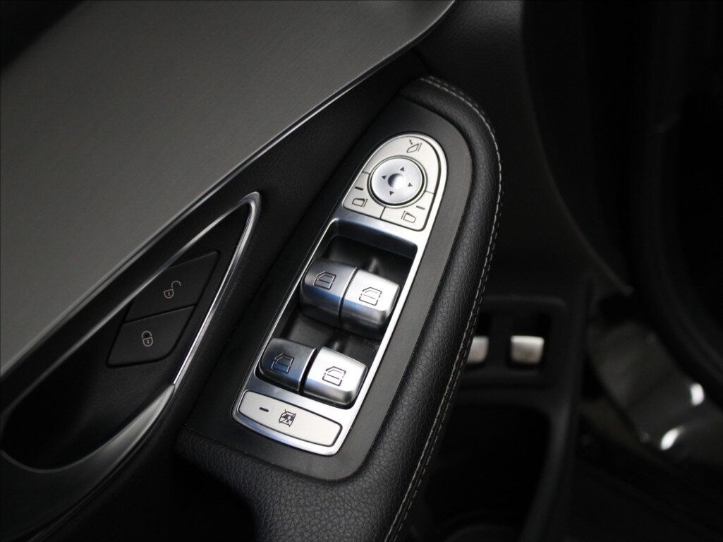 Mercedes-Benz GLC SUV 3,0 l 190 kw