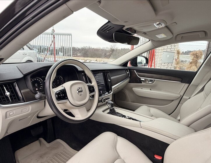 Volvo V90 Kombi 2,0 l 184 kw