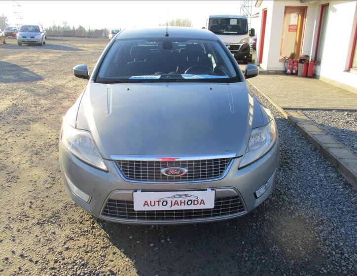 Ford Mondeo Liftback 2,0 l 103 kw