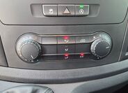 Mercedes-Benz Vito 12