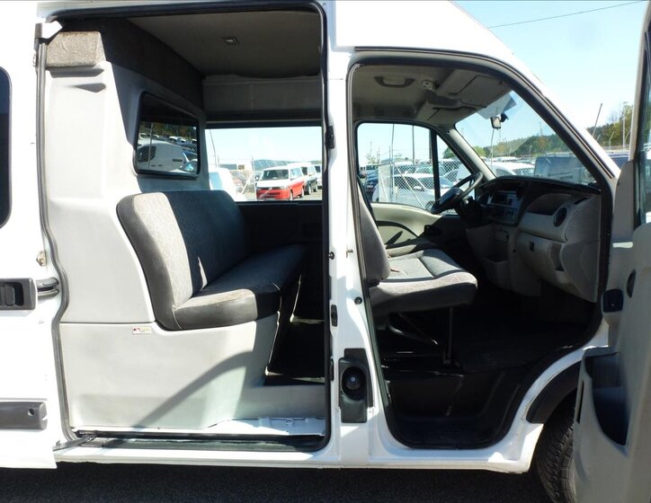 Renault Master Skříň 2,5 l 88 kw