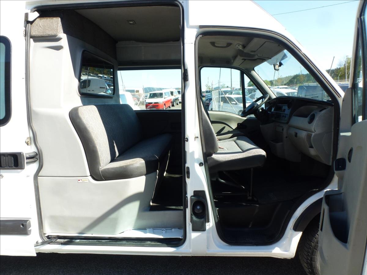 Renault Master Skříň 2,5 l 88 kw