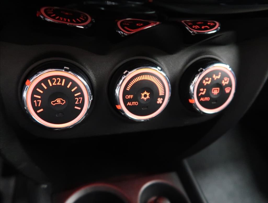 Mitsubishi ASX SUV / Terénní 1,8 l 110 kw