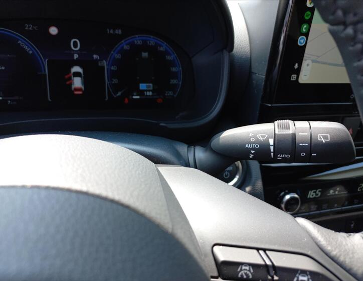 Toyota Yaris Cross 17