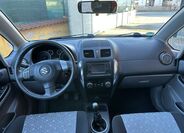 Suzuki SX4 11