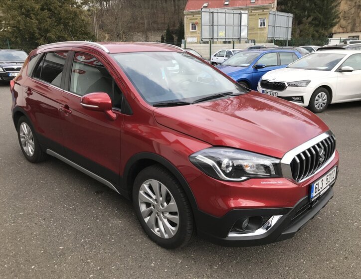 Suzuki SX4 S-Cross SUV / Terénní 1,4 l 95 kw