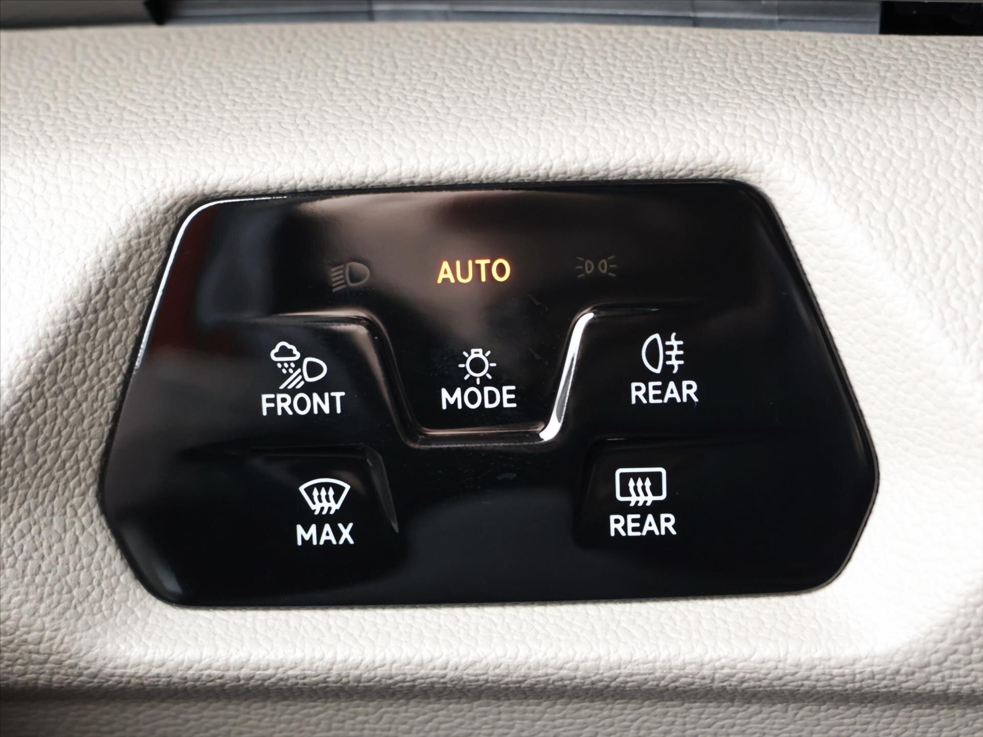 Volkswagen Multivan MPV 2,0 l 110 kw