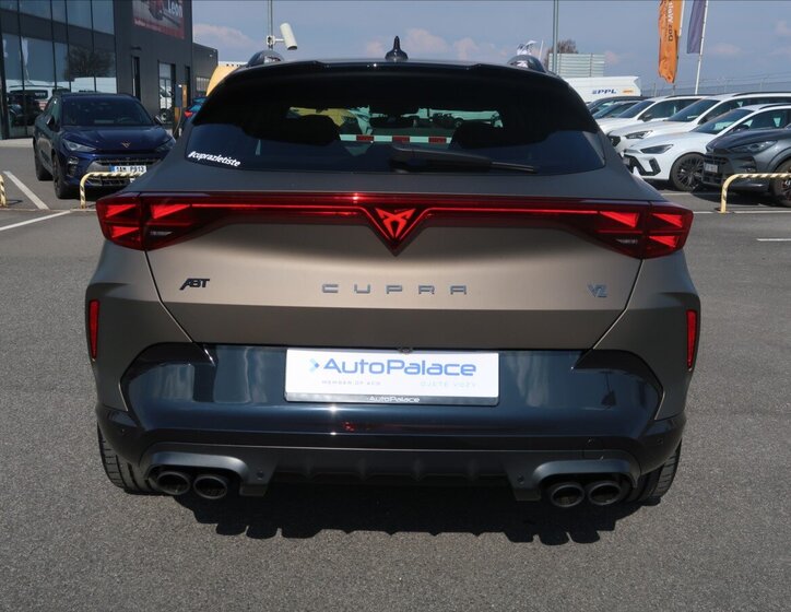 Cupra Formentor SUV / Terénní 2,0 l 294 kw