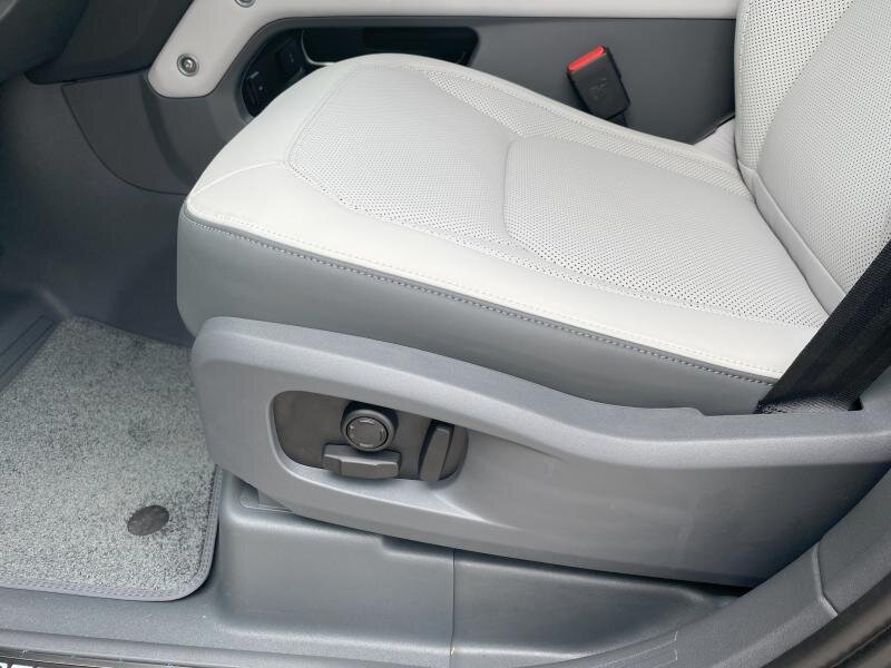 Land Rover Defender SUV 5,0 l 313 kw