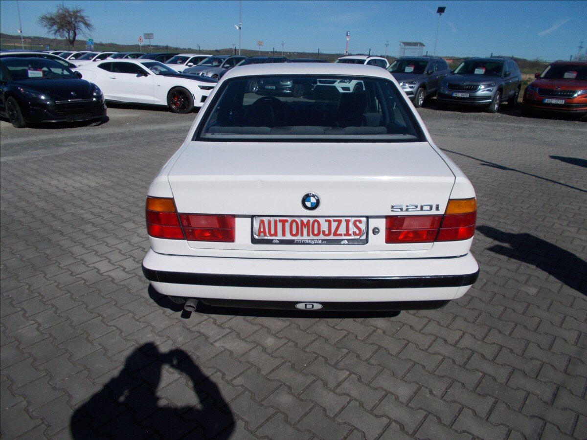 BMW Řada 5 Sedan / Limuzína 2,0 l 95 kw