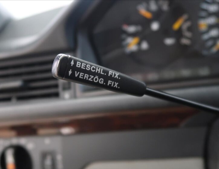 Mercedes-Benz 124 Kupé 3,0 l 162 kw