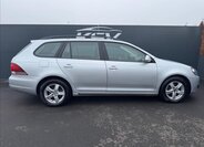 Volkswagen Golf Kombi 1,6 l 77 kw