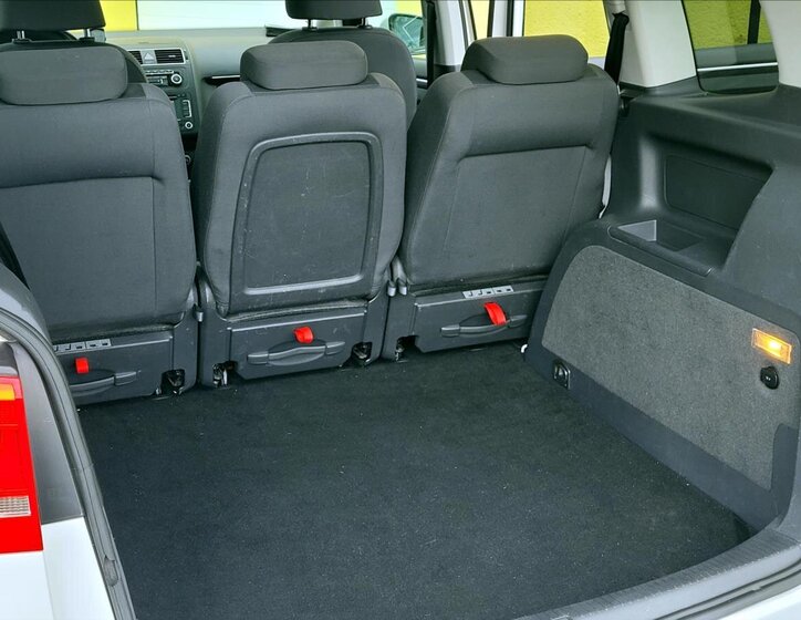 Volkswagen Touran MPV 1,4 l 103 kw