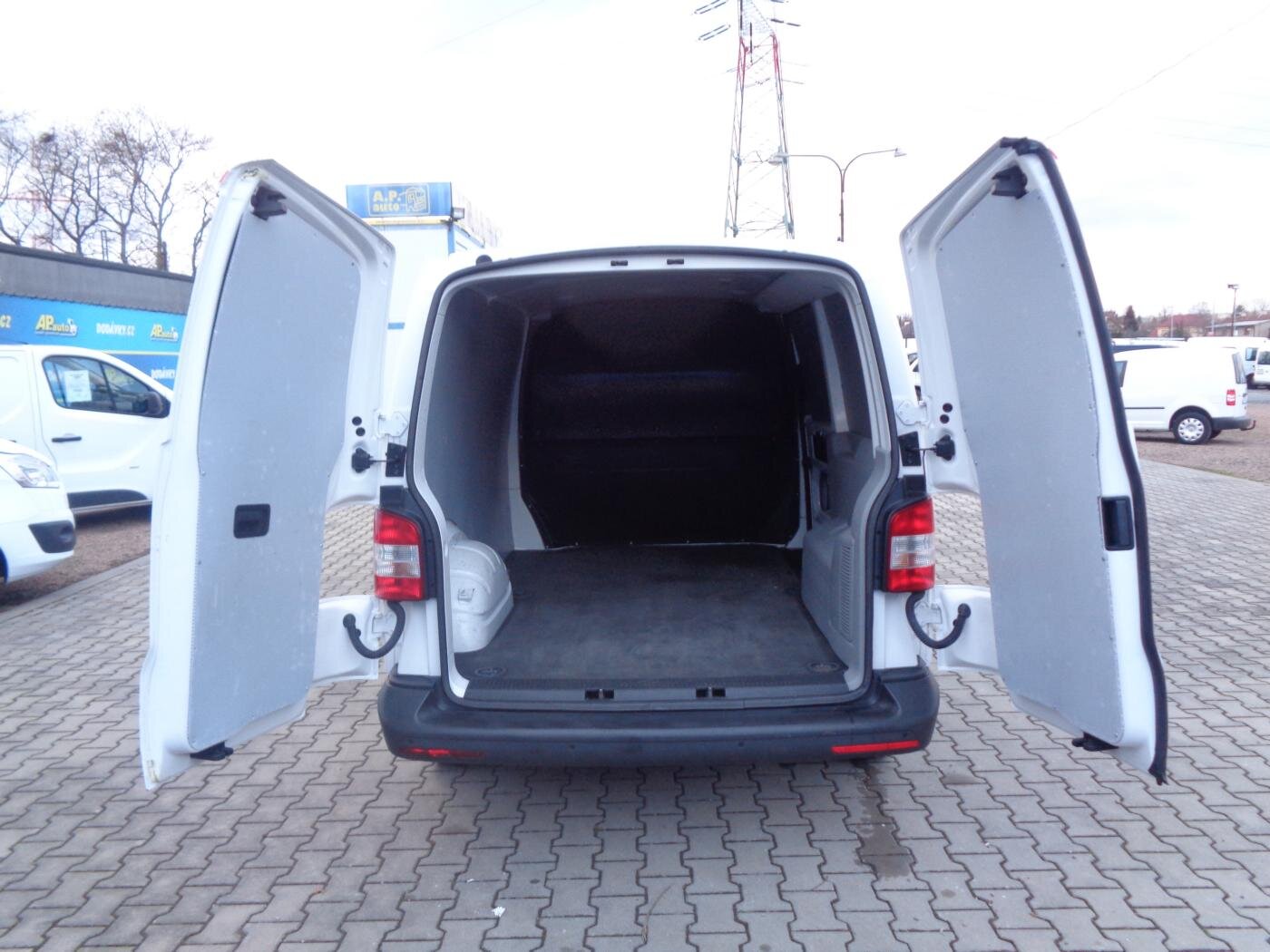 Volkswagen Transporter Ostatní 2,0 l 75 kw