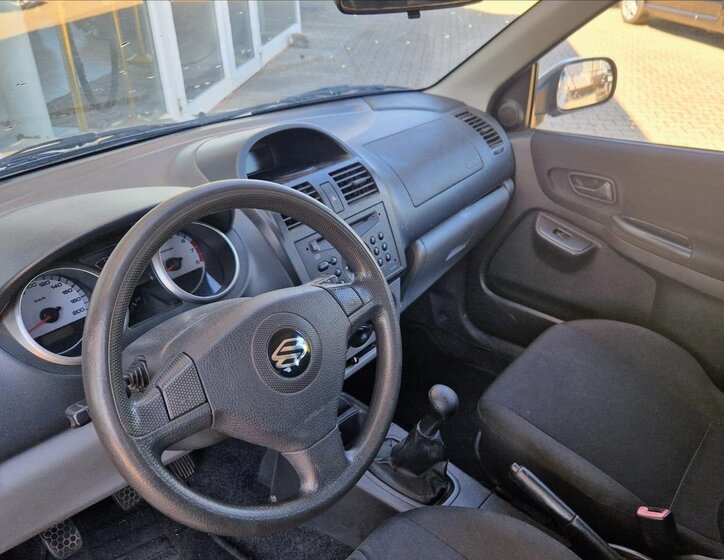 Suzuki Ignis Hatchback 1,3 l 69 kw