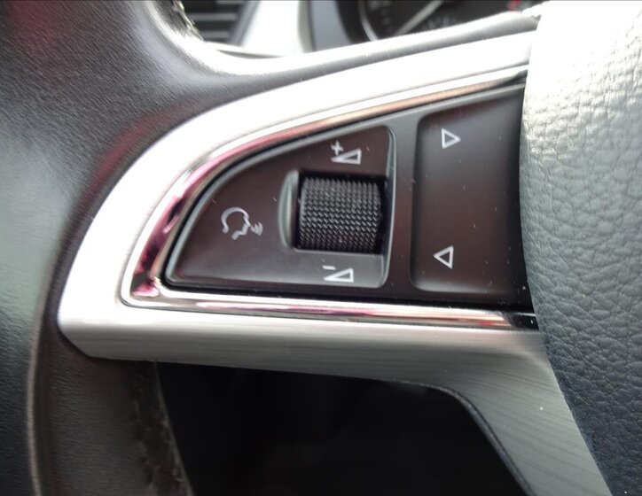 Škoda Rapid Sedan / Limuzína 1,2 l 66 kw