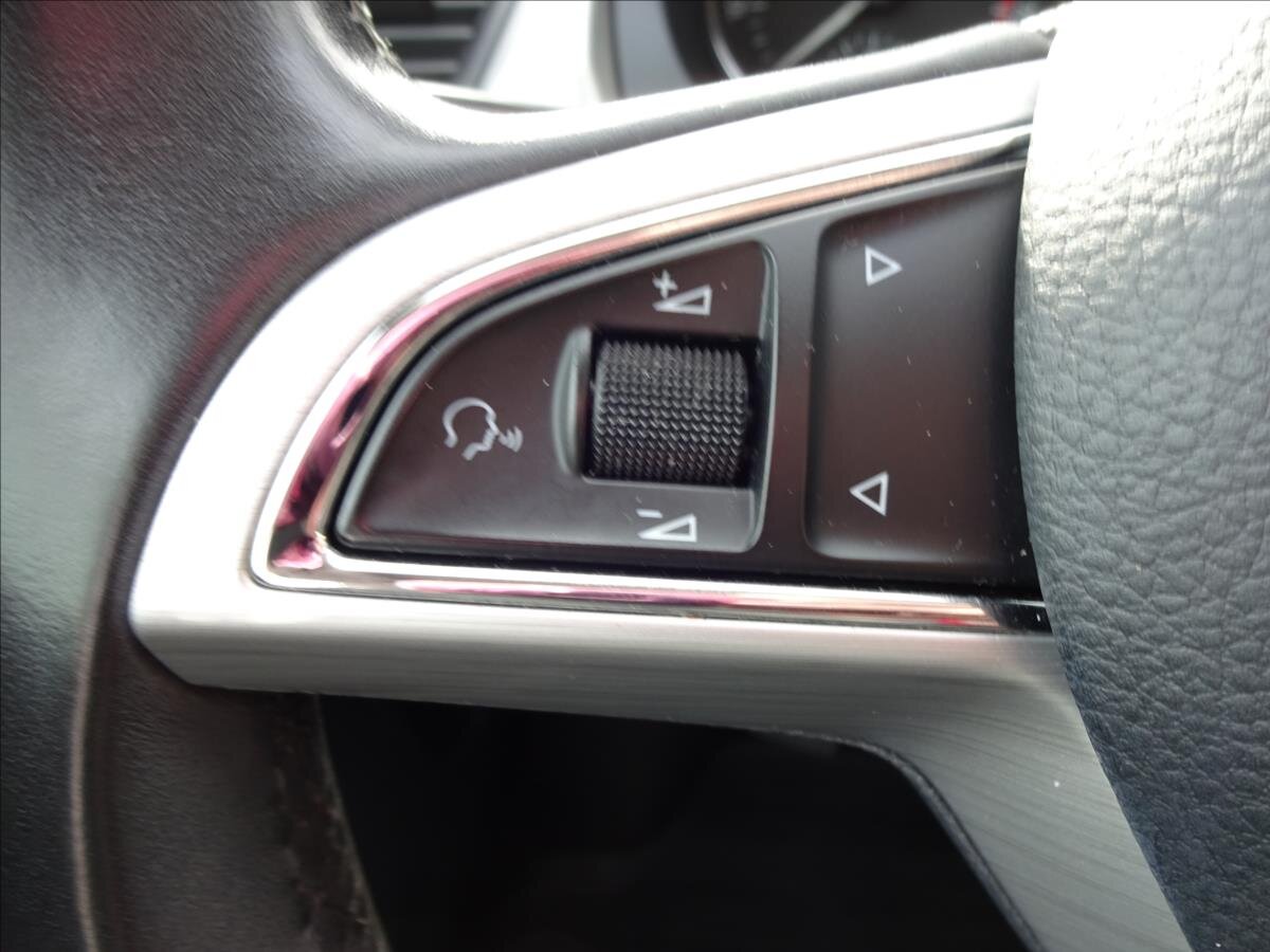 Škoda Rapid Sedan / Limuzína 1,2 l 66 kw