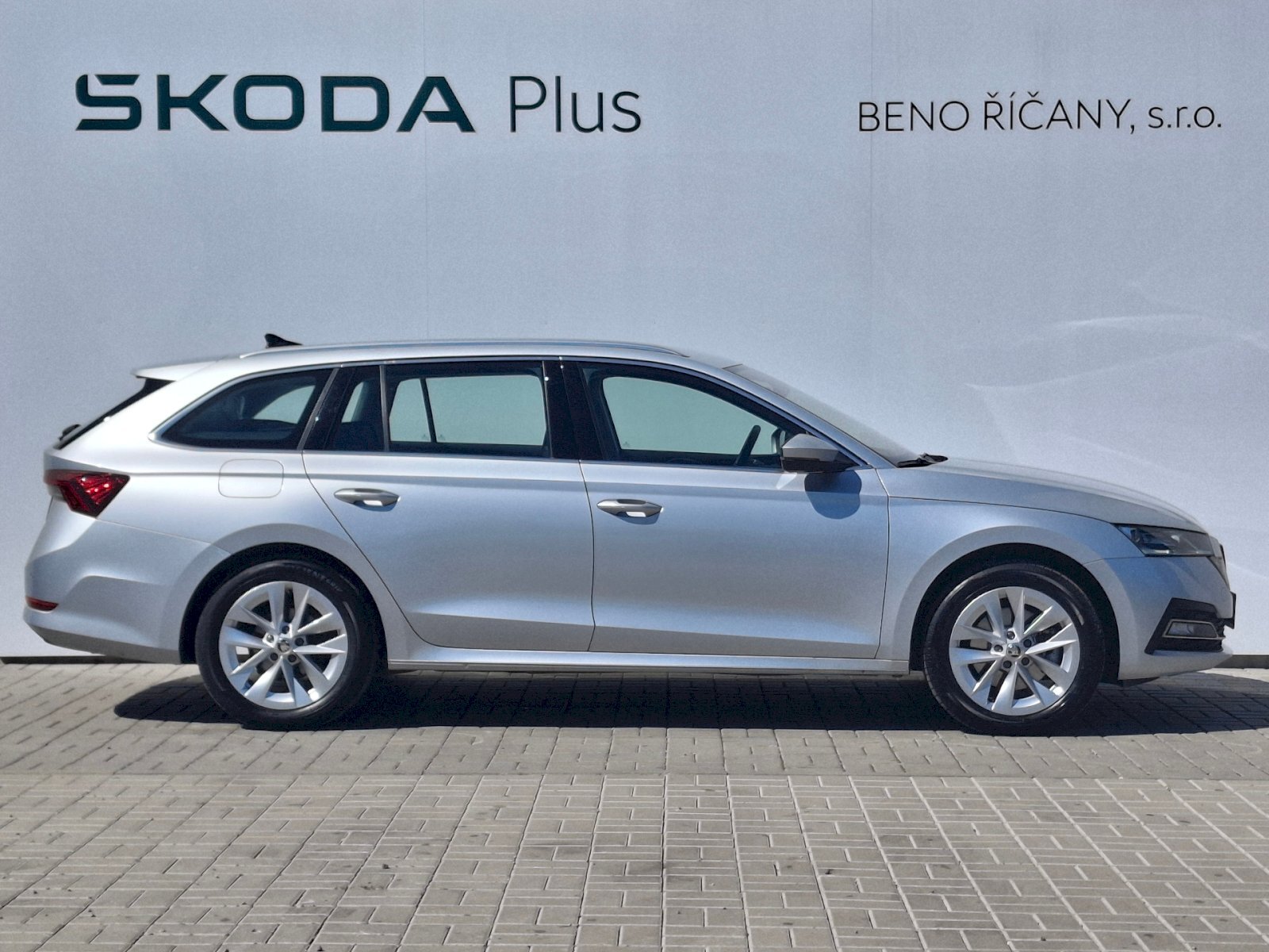 Škoda Octavia Kombi 2,0 l 110 kw