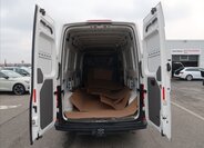 Volkswagen Crafter 10
