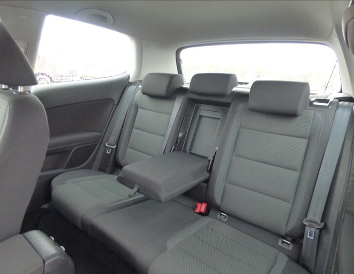 Volkswagen Golf Hatchback 1,4 l 59 kw