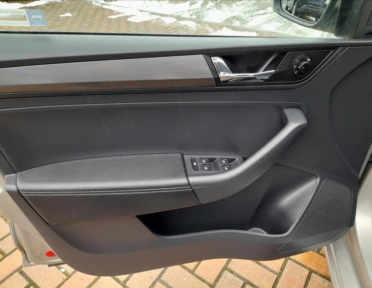 Škoda Rapid Liftback 999,0 81 kw