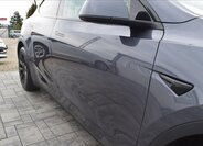 Tesla Model Y SUV / Terénní 0,0 378 kw