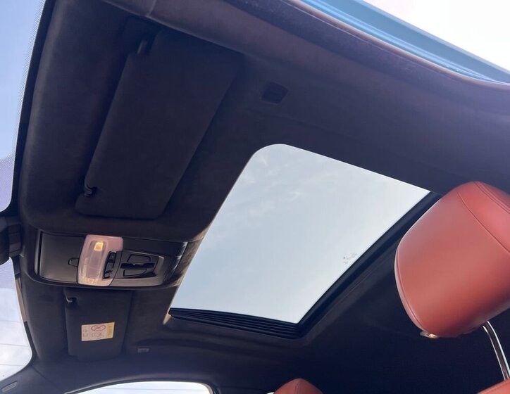 BMW X6 SUV / Terénní 4,4 l 512 kw