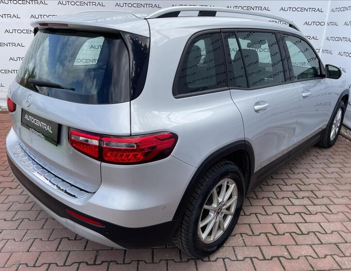 Mercedes-Benz GLB 9