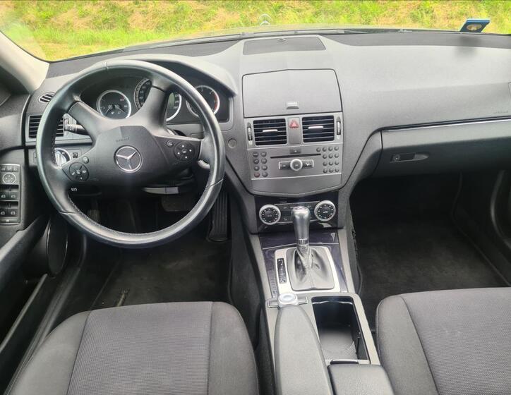 Mercedes-Benz Třídy C 9