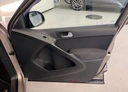 Volkswagen Tiguan SUV 2,0 l 81 kw