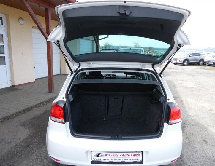 Volkswagen Golf Hatchback 1,2 l 63 kw