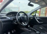 Peugeot 2008 SUV / Terénní 1,2 l 61 kw