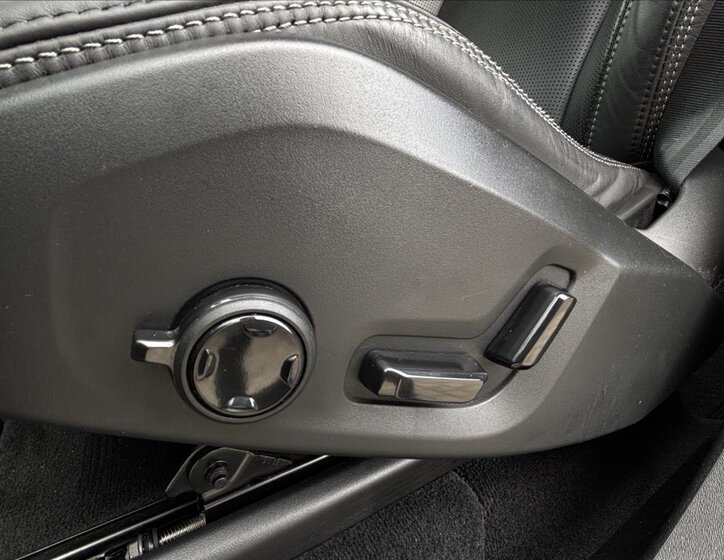 Volvo XC90 SUV 2,0 l 173 kw