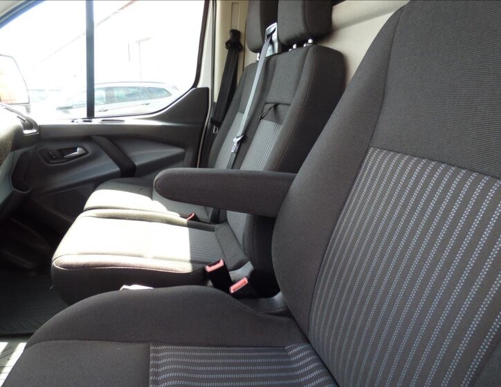 Ford Transit Custom Ostatní 2,0 l 77 kw