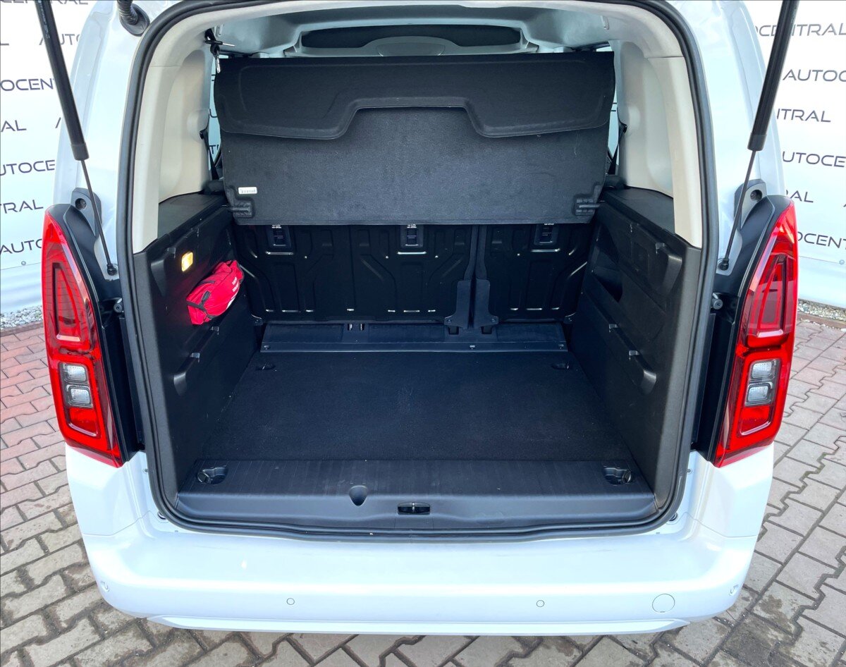 Toyota ProAce City Verso MPV 1,2 l 81 kw