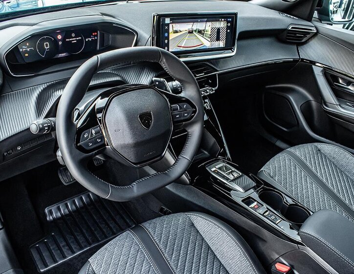 Peugeot 2008 SUV 1,2 l 0