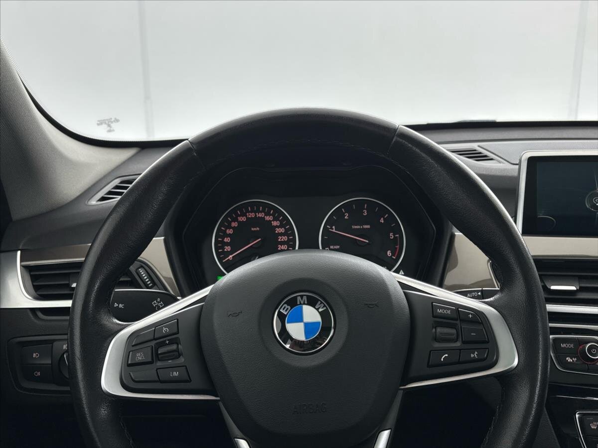 BMW X1 SUV / Terénní 2,0 l 140 kw