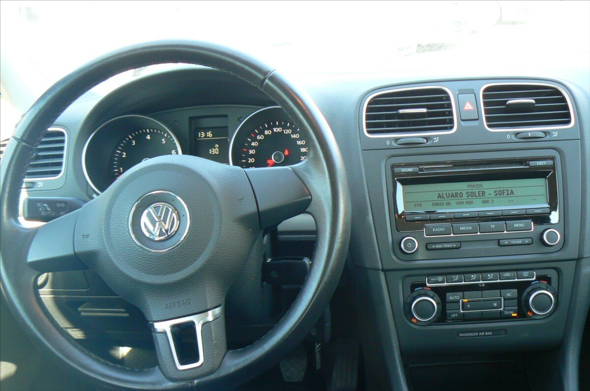 Volkswagen Golf Hatchback 1,4 l 59 kw