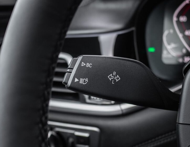 BMW Řada 7 Sedan 3,0 l 294 kw