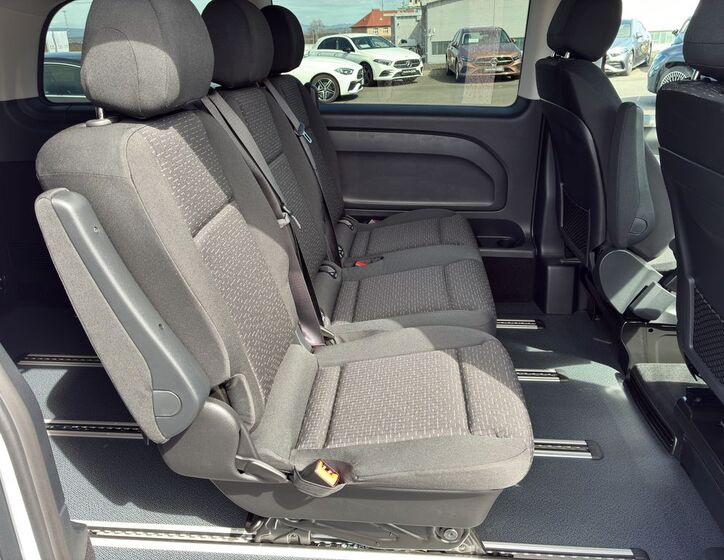 Mercedes-Benz Vito 17