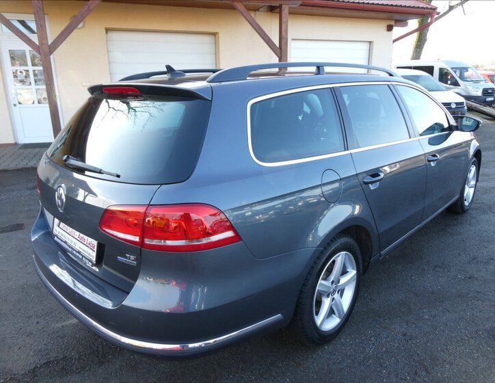 Volkswagen Passat Kombi 1,4 l 90 kw