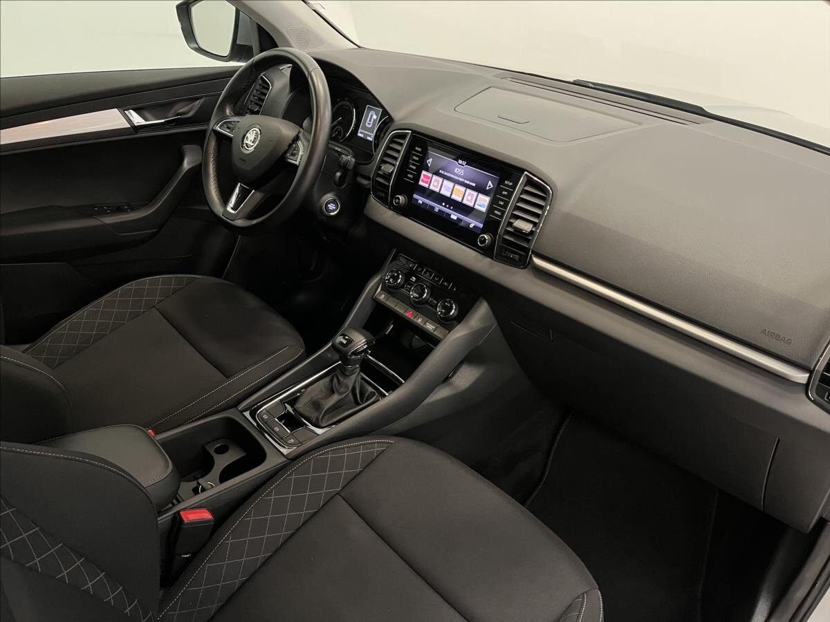 Škoda Karoq SUV / Terénní 1,5 l 110 kw