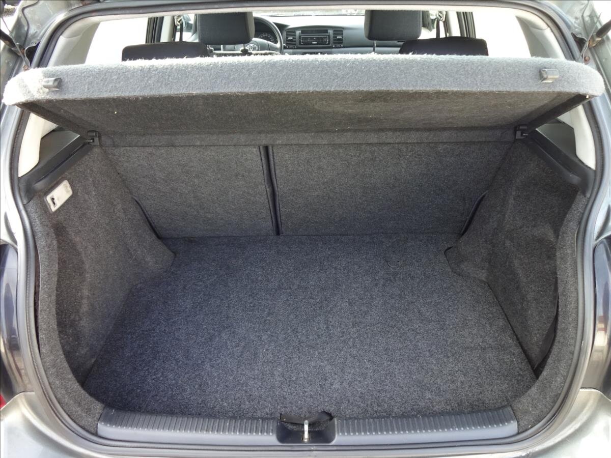 Toyota Corolla Hatchback 1,4 l 71 kw