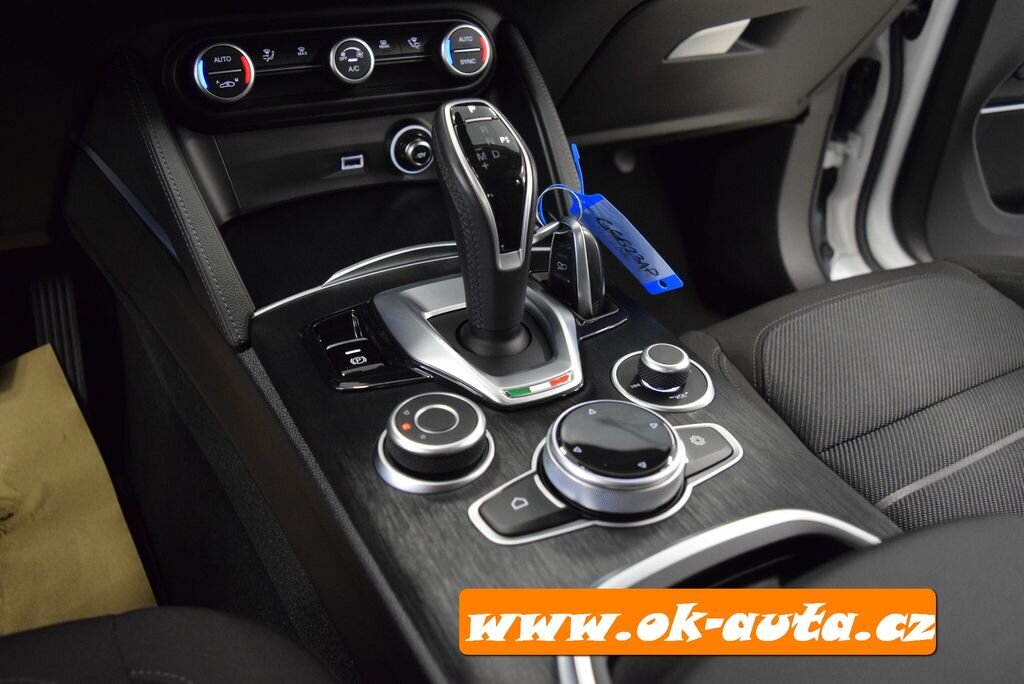 Alfa Romeo Stelvio SUV 0,0 140 kw