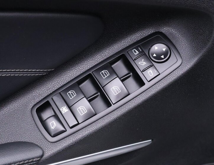 Mercedes-Benz GL SUV 3,0 l 155 kw