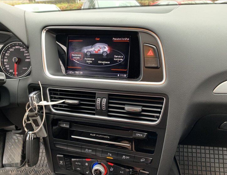 Audi Q5 SUV 2,0 l 140 kw