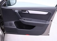 Volkswagen Passat Kombi 1,6 l 77 kw